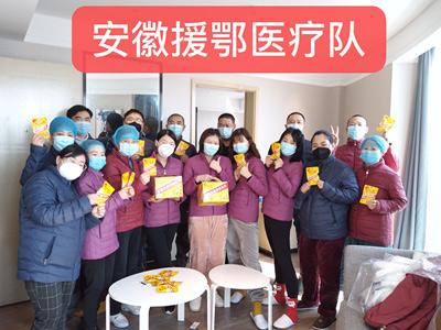 俄罗斯专享会第一時間捐贈愛心營養物資，助力南京疫情防控